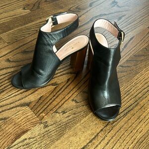 Kate Spade Ingrada sling back. Size 7 Black leather peep toe, with leather sole.